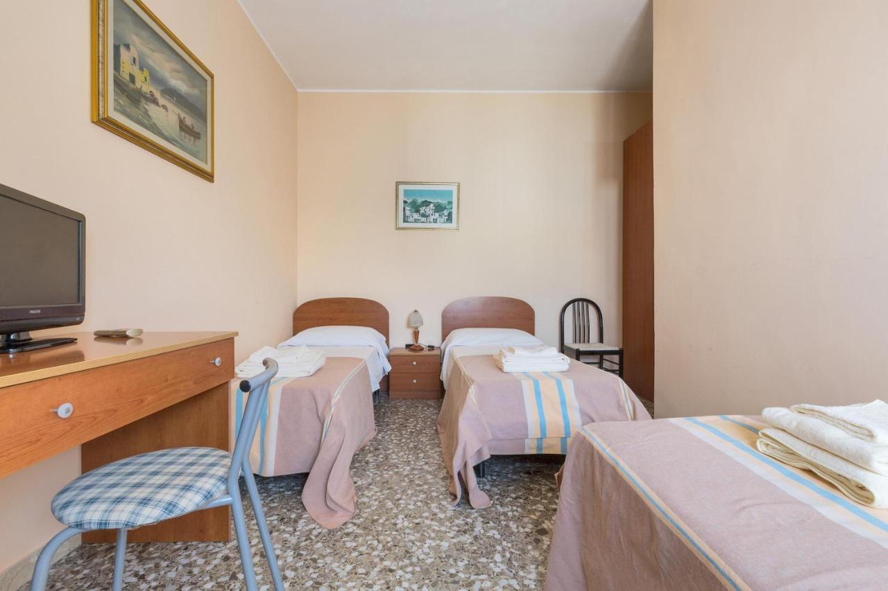 B&B Prima O Poi Parabita Exteriör bild